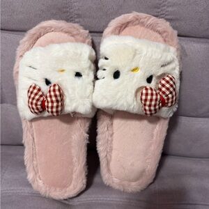 Elegant Women's Slippers